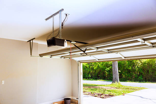 Top rated local Garage Door Installation specialists in White Settlement, TX